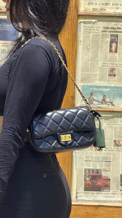 Quilted Sling Bag – Gold Turn‑Lock